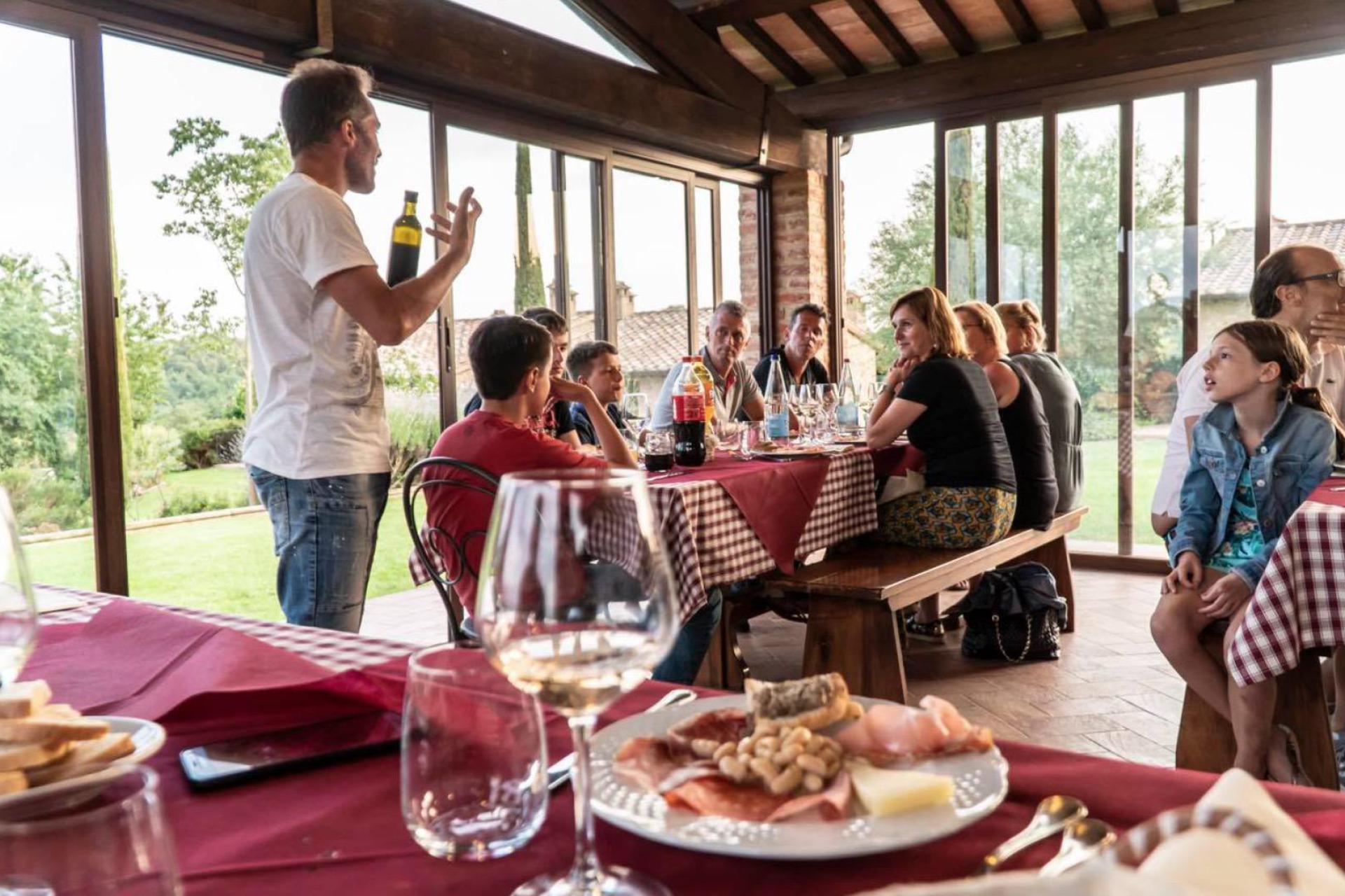 Agriturismo in der Nähe eines kleinen Dorfes zwischen Umbrien und der Toskana.